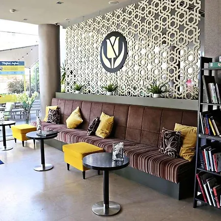 Leonardo Center 호텔 4*