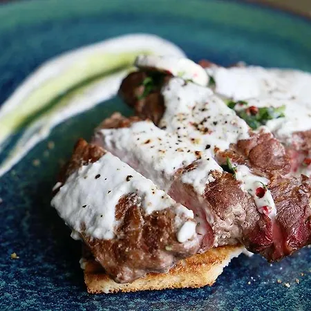 Leonardo Center 4* 부쿠레슈티