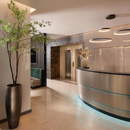 Leonardo Center 4* 부쿠레슈티