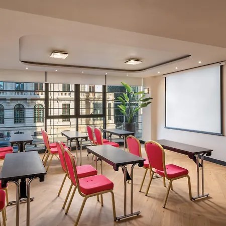 호텔 Leonardo Center