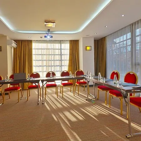 Hotel Leonardo Center