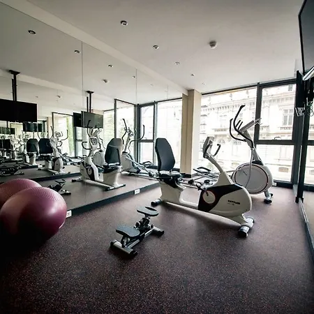 Hotel Leonardo Center 4*