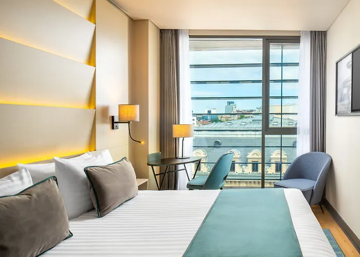 Leonardo Center 4* Bucureşti