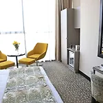 Leonardo Center Hotel 4*