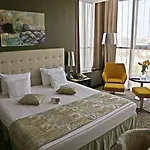 Hotel Leonardo Center 4*