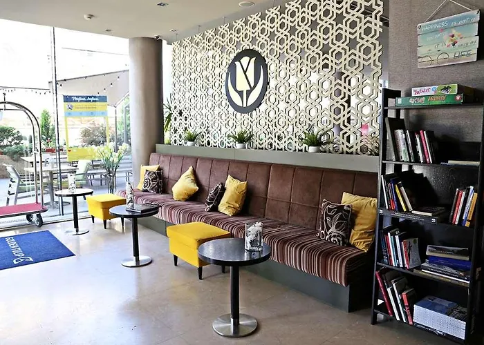 Leonardo Center Ξενοδοχείο 4*