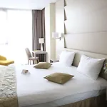 Leonardo Center 4* Bukarest
