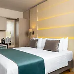 Leonardo Center 4*