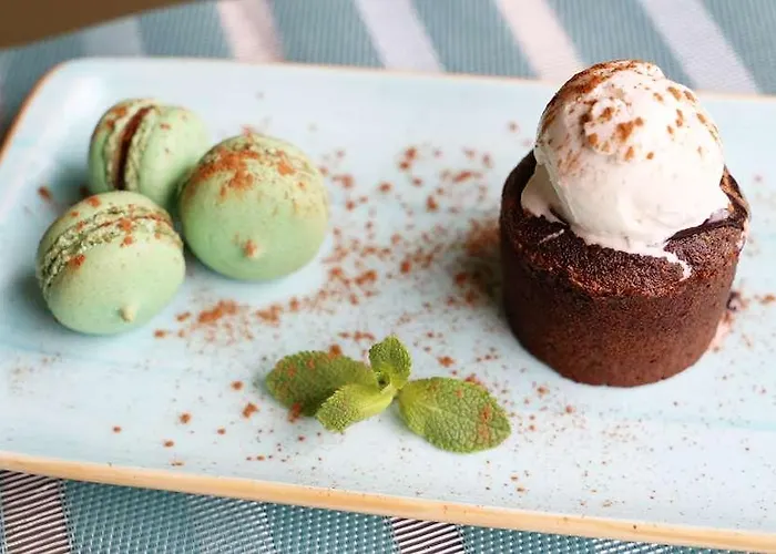 Hotel Leonardo Center