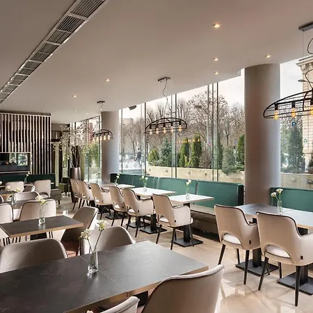 Leonardo Center 4* ブカレスト