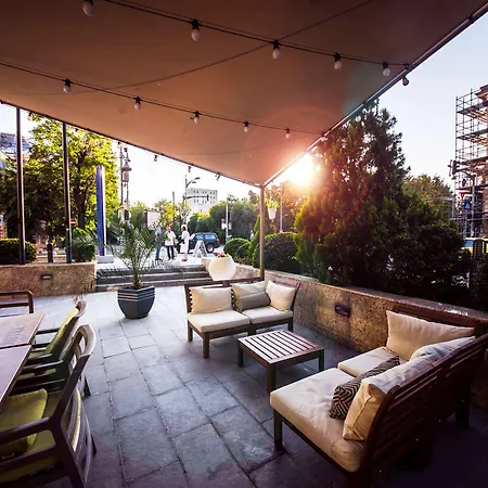 ホテル Leonardo Center 4*