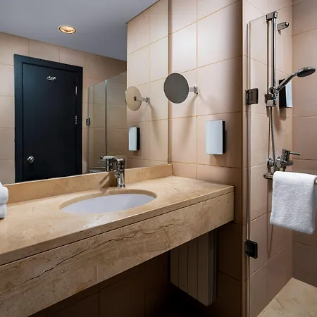 ホテル Leonardo Center